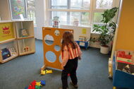 Outdoor-Wurfspiel in der Bücherhalle